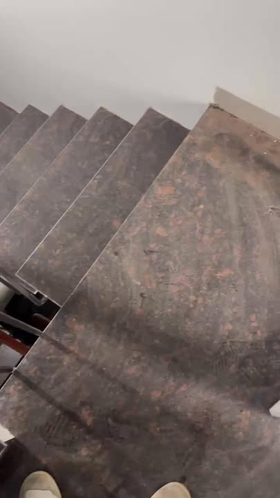 Nhà Nguyên Căn Láng Hạ, Đống Đa 83m² - Ô tô vào tận nhà, thang máy hiện đại!