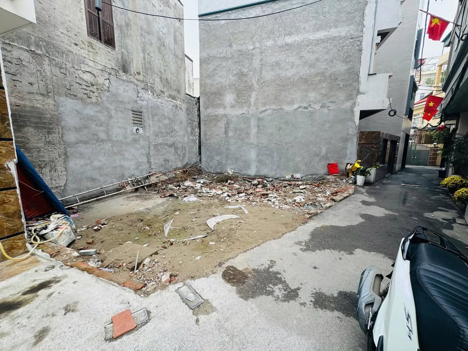 Bán đất lô góc Ngã Tư Canh 60m² - Sổ đỏ chính chủ, xây CCMN