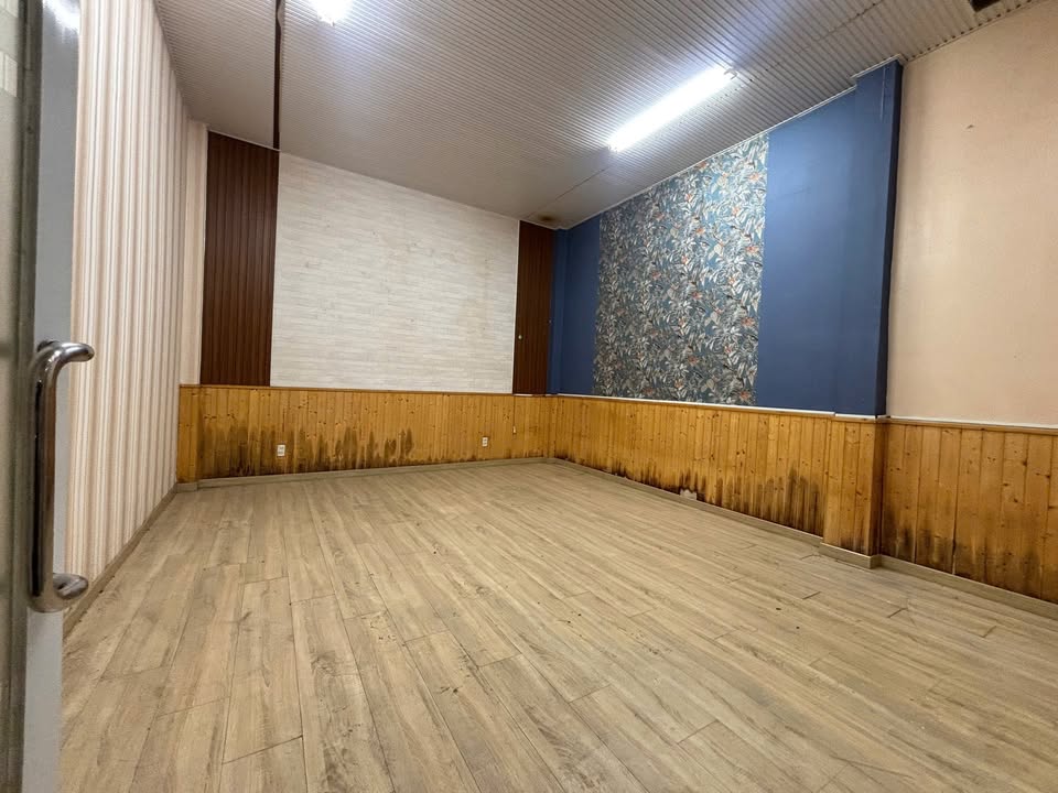 Nhà mặt tiền Nguyễn Văn Săng, Tân Phú 67m² 20 triệu - Mặt tiền kinh doanh