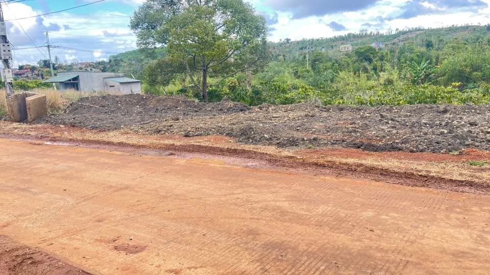 Đất nền mặt tiền chợ Đắk Rót, Krông Nô - 1680m² giá chỉ 1.1 tỷ