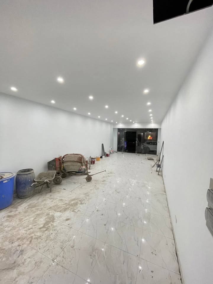 Cho thuê mặt bằng kinh doanh KĐT Văn Khê, Hà Đông - 80m², 4 tầng, thang máy, giá 35 triệu