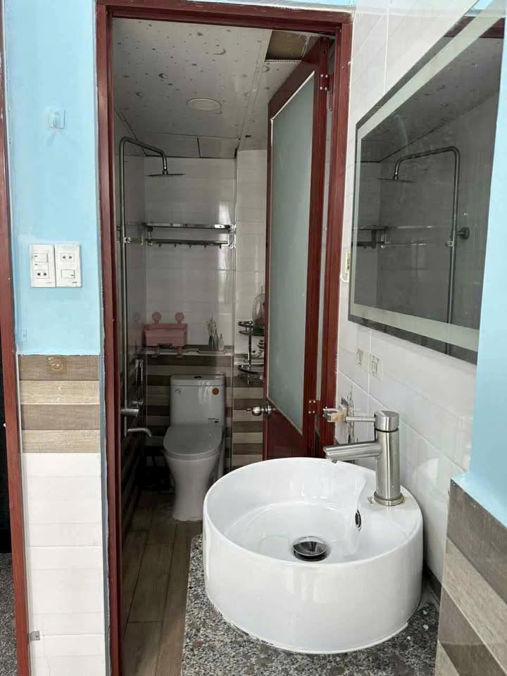 Nhà hẻm Cao Lỗ Quận 4 217m² - Giá tốt hiếm có!