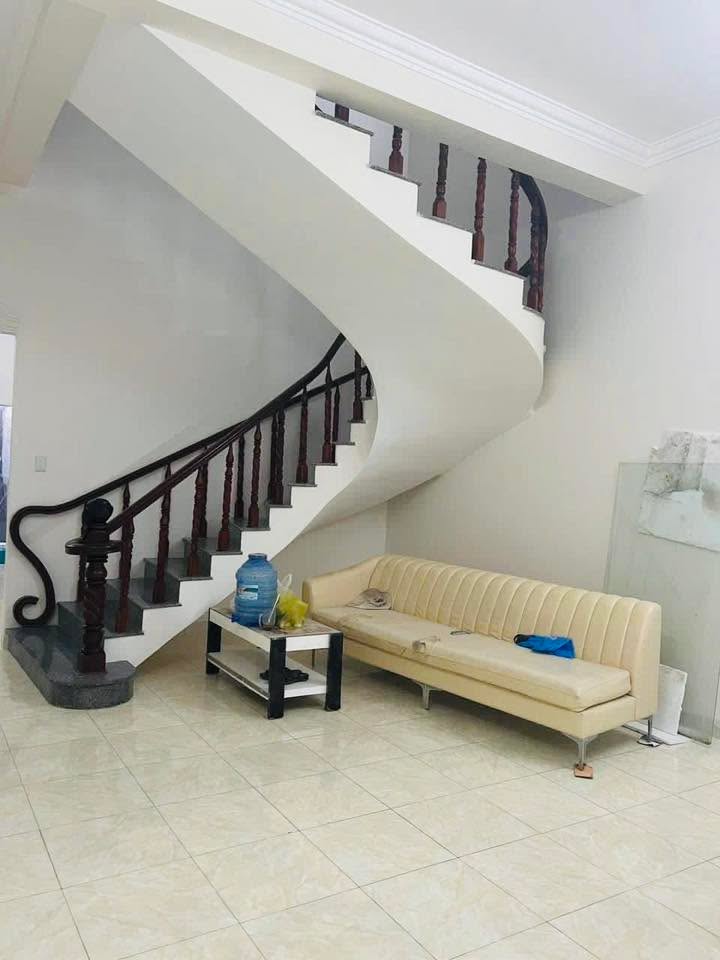 Bán Nhà Phố Hoàng Hoa Thám Vũng Tàu 90m² - Ô Tô Vào Tận Nhà!