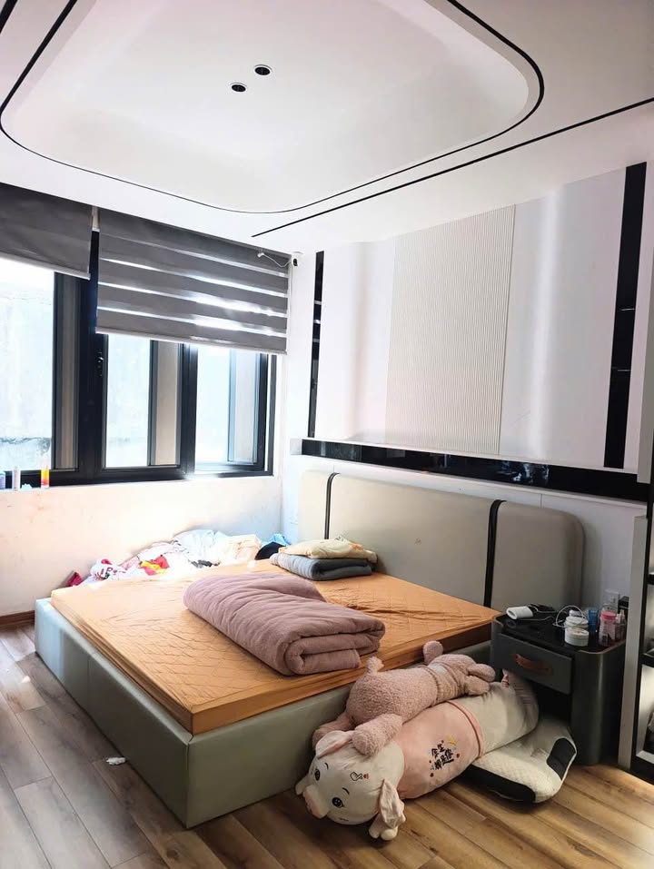 Nhà 3 Tầng Mặt Tiền Hồng Khẳng, Vỹ Dạ, Huế - 80m² Kinh Doanh/Ở Ngay