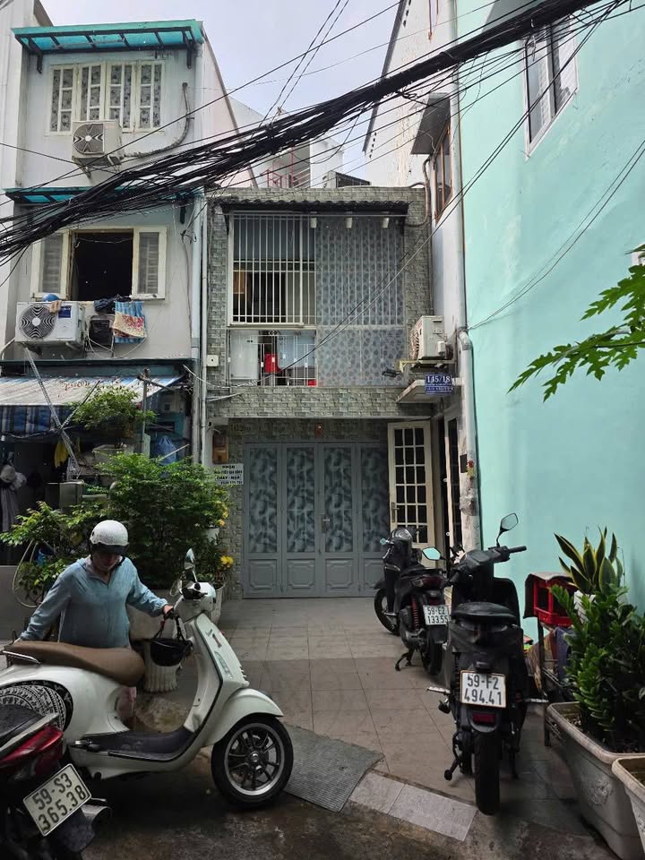 Nhà riêng Lê Quang Định, Bình Thạnh 12m² giá 2.5 tỷ - Sẵn sàng ở ngay!