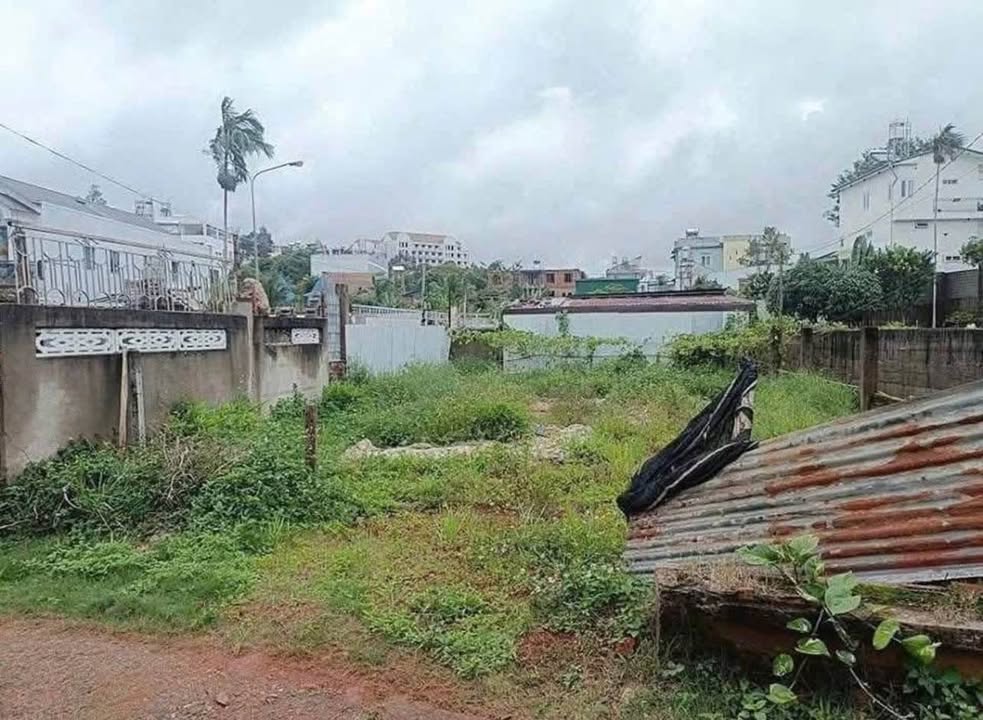 Đất 2 Mặt Tiền Hà Giang, Bảo Lộc 200m² - Đất thổ cư 100%!