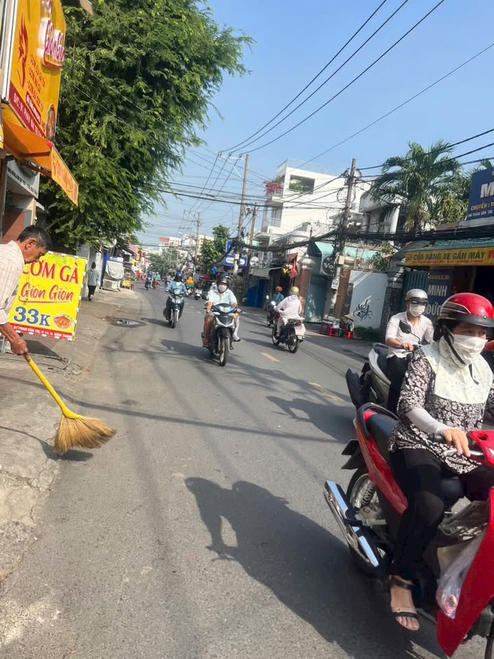 Nhà Phố Phan Văn Trị, Bình Thạnh 200m² - Dòng tiền 80tr/tháng ổn định!