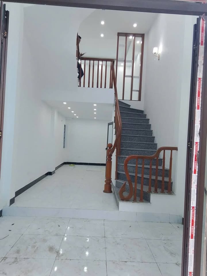 Bán nhà Hữu Hòa Hà Đông 38m² giá 4.65 tỷ - Vị trí đẹp ở ngay!
