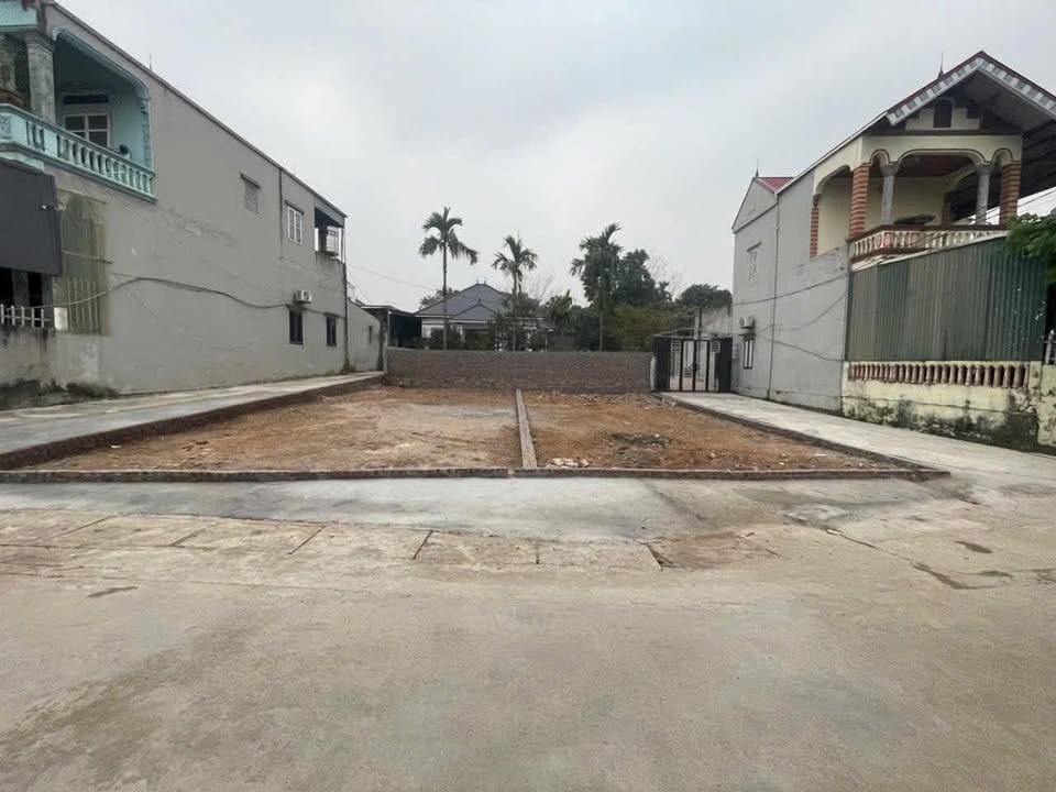 Đất nền Xuân Mai 100m² - Lô góc, Sổ đỏ sẵn sàng, Tiềm năng đầu tư!