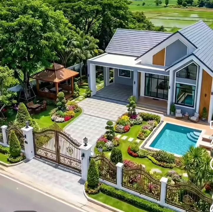 Nhà Hóc Môn 400m² - 2 Sổ Đỏ, Gần Chợ Ngã Ba Bầu, Giá 8.5 Tỷ TL