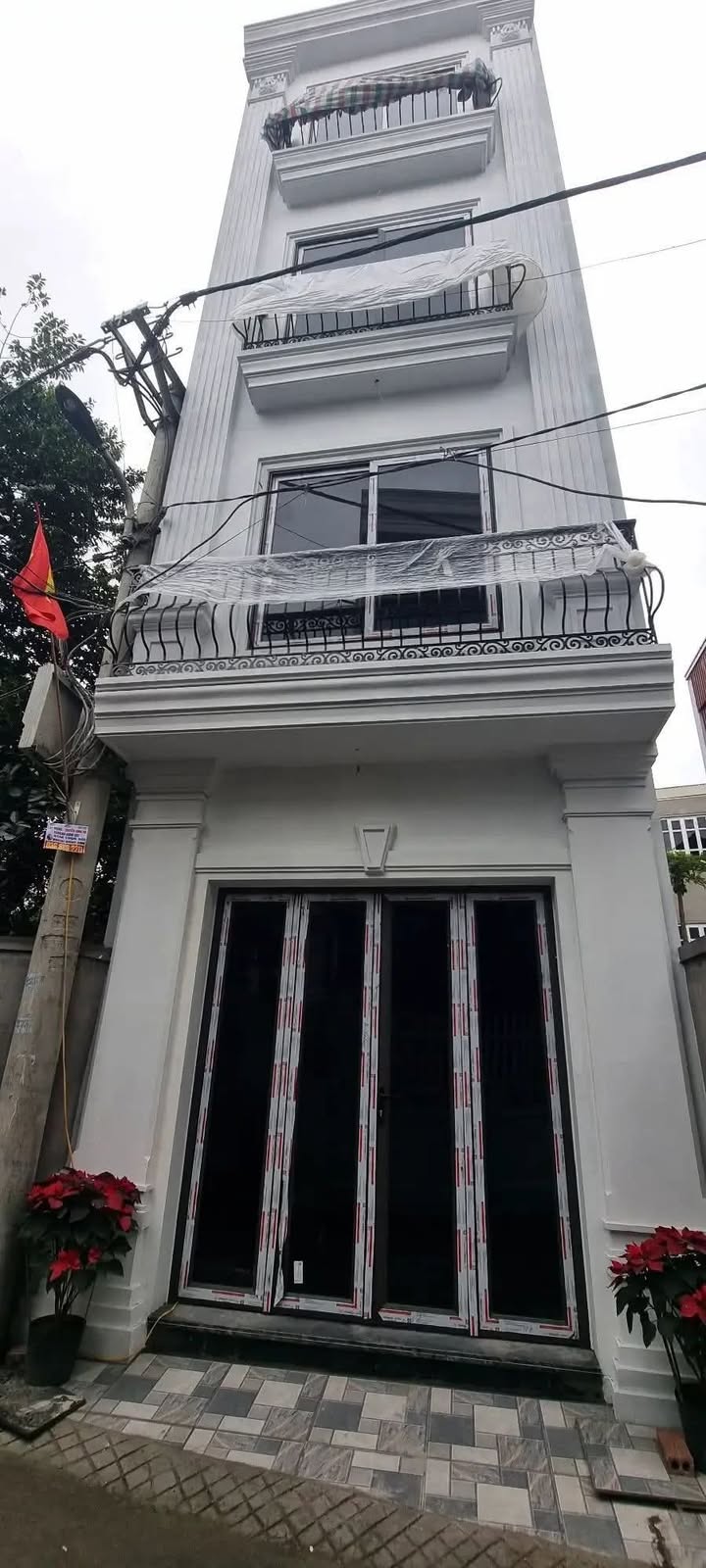 Nhà riêng Vĩnh Ngọc 44.5m² - Ô tô vào tận nhà, giá 5.5 tỷ!