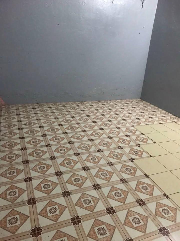 Cho thuê nhà mặt ngõ ô tô Sài Đồng 40m² - Giá 2.5 triệu/tháng