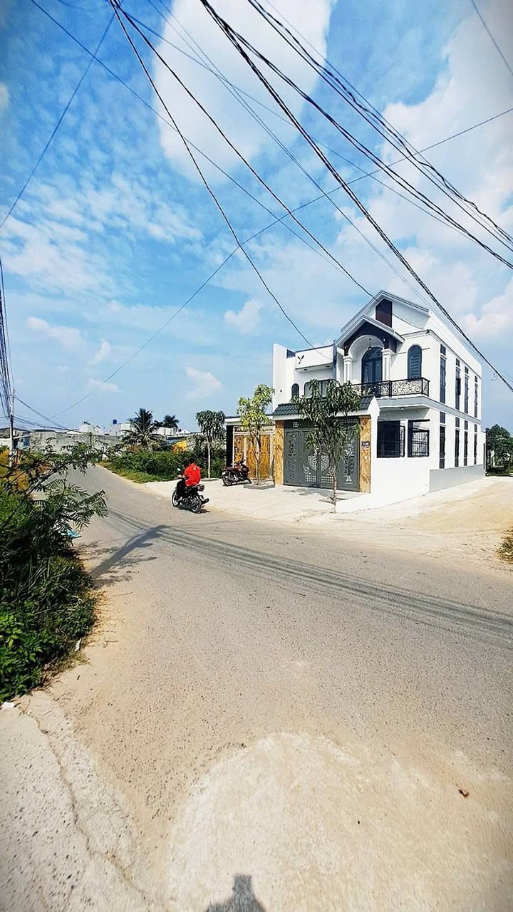 Nhà Mặt Tiền Đường Nhựa 112m² Mỹ Hạnh Nam - Sổ Hồng Riêng, Giá 3.05 Tỷ