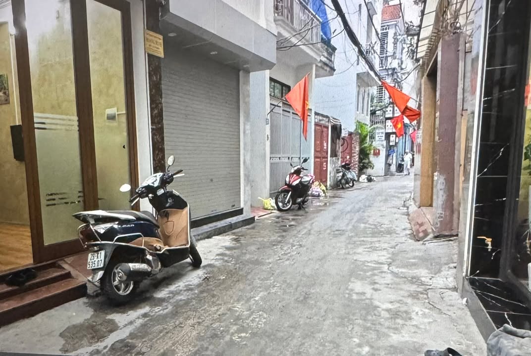 Bán nhà phố Hoàng Như Tiếp 40m² giá 12.5 tỷ - Vị trí kinh doanh đắc địa
