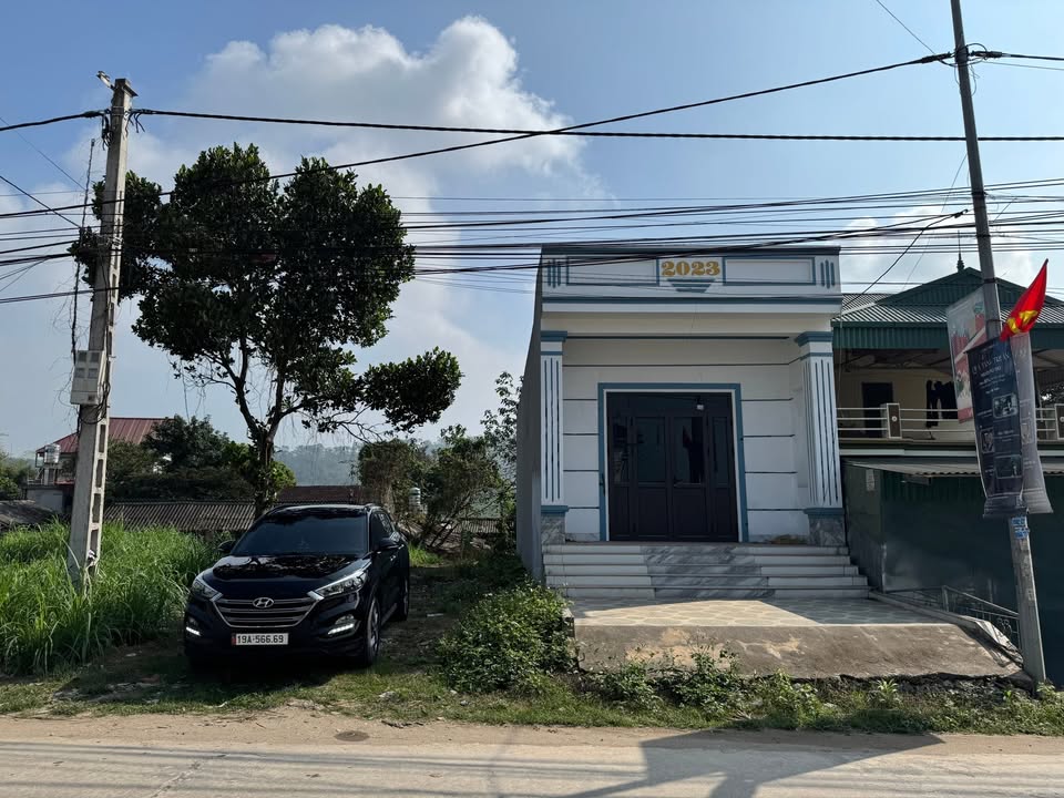 Nhà riêng Đồng Trung, Thanh Thủy 137.2m² - Vị trí đẹp, giá 2,x tỷ