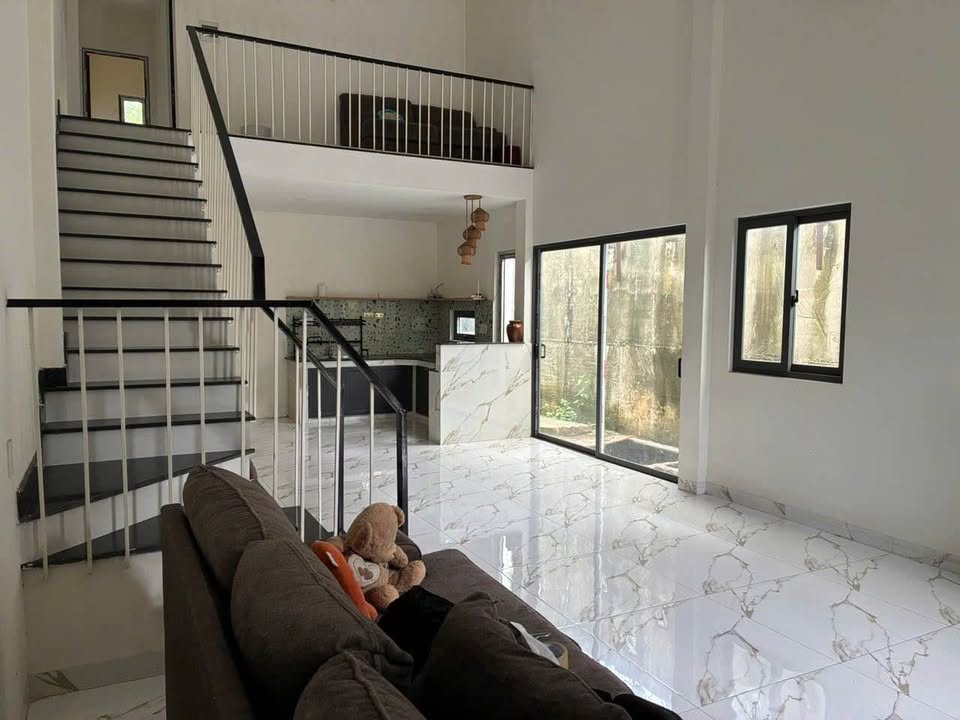 Nhà Vườn 258m² Nguyễn Chí Thanh, Q9 - Giá 2.8 Tỷ, Sân Rộng Ô Tô