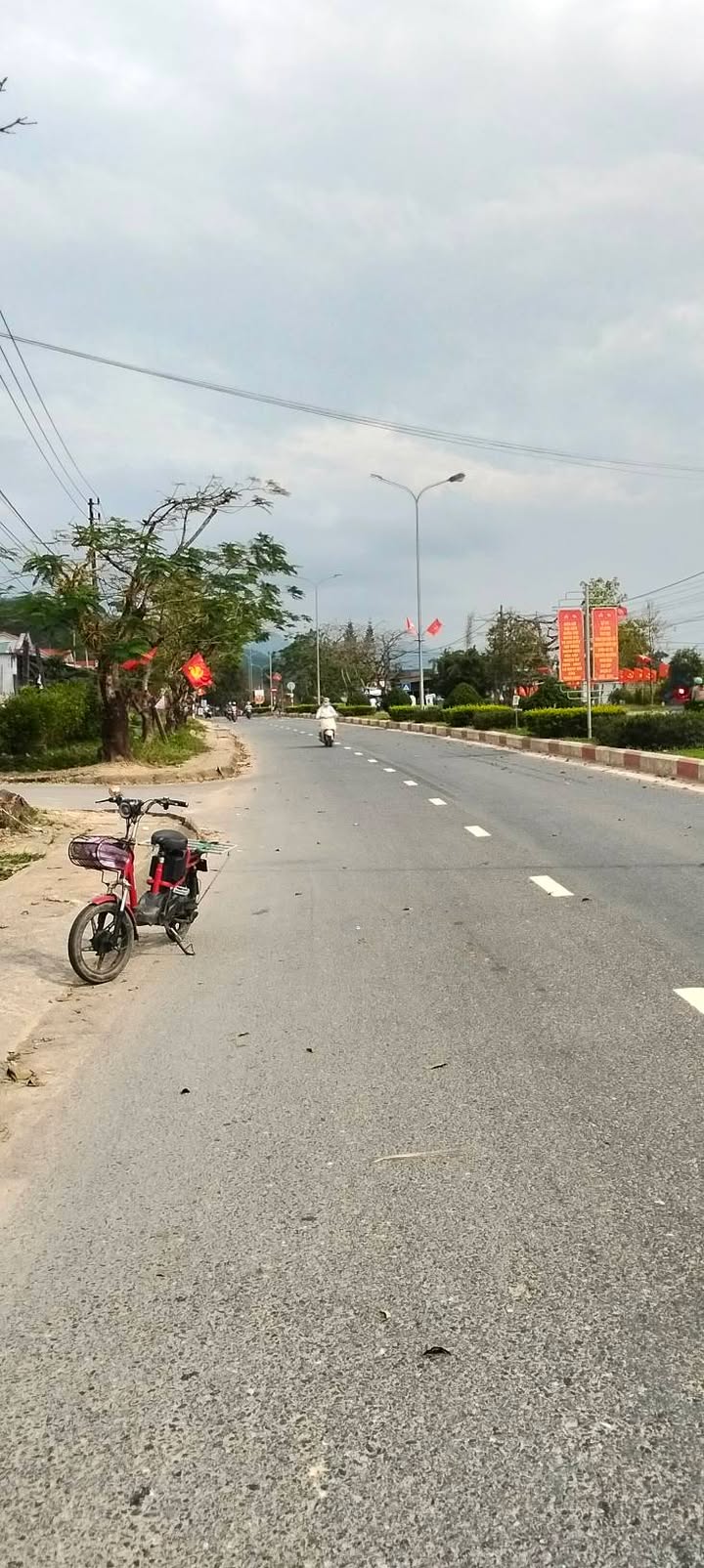 Đất Full Thổ Cư 180m² Mặt Tiền 6m - Đường Hồ Chí Minh, Huế