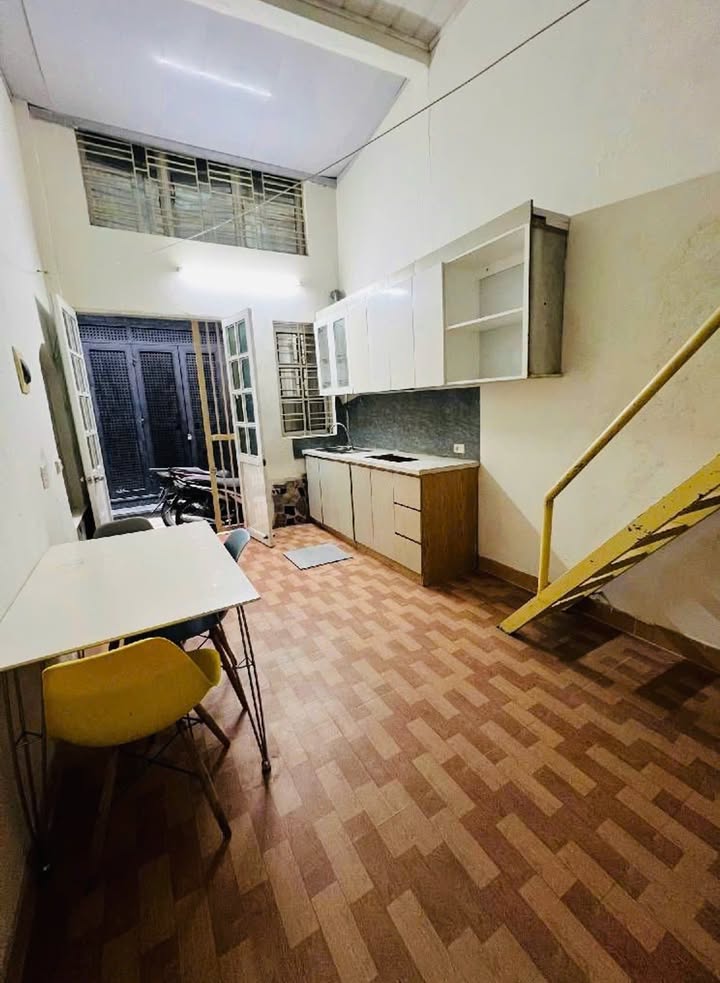 Nhà riêng Vĩnh Hưng 30m² giá 5.6 tỷ - Sổ đỏ chính chủ