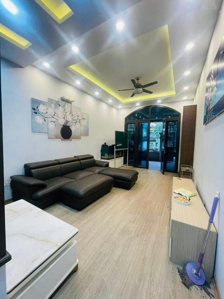 Nhà riêng Phú Diễn 75m² - Full nội thất, ô tô vào gần, chỉ 12 triệu!