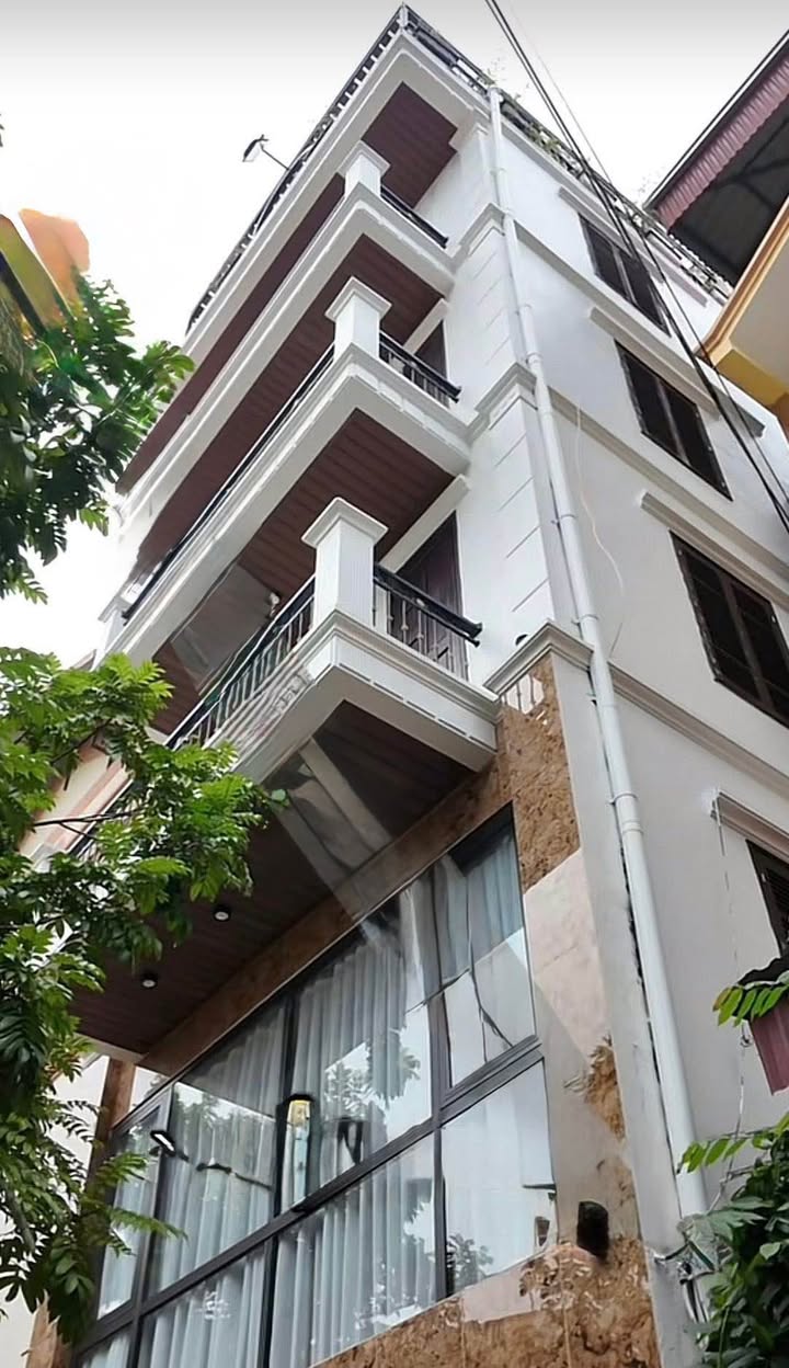 Nhà Lô Góc 6 Tầng Thang Máy 50m² Gần Tây Thăng Long - Sổ Đỏ Chính Chủ