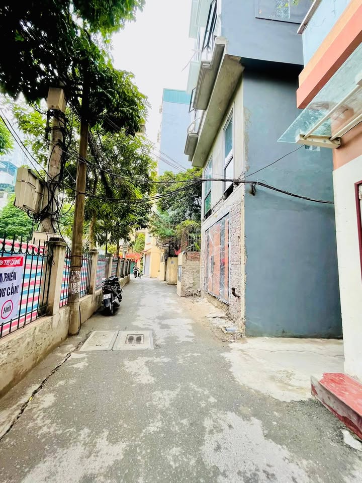 Nhà Phố Giáp Nhất Thanh Xuân 75m² - 37 Tỷ, Đầu Tư Sinh Lời Vượt Trội!