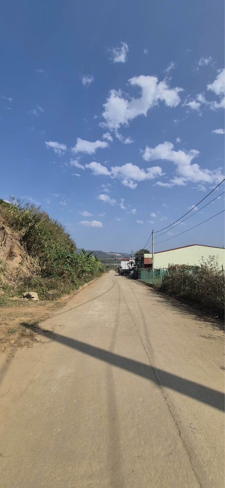 Đất Nền Bát Xát 200m² - Mặt Sông, Tiềm Năng Tăng Giá Cao