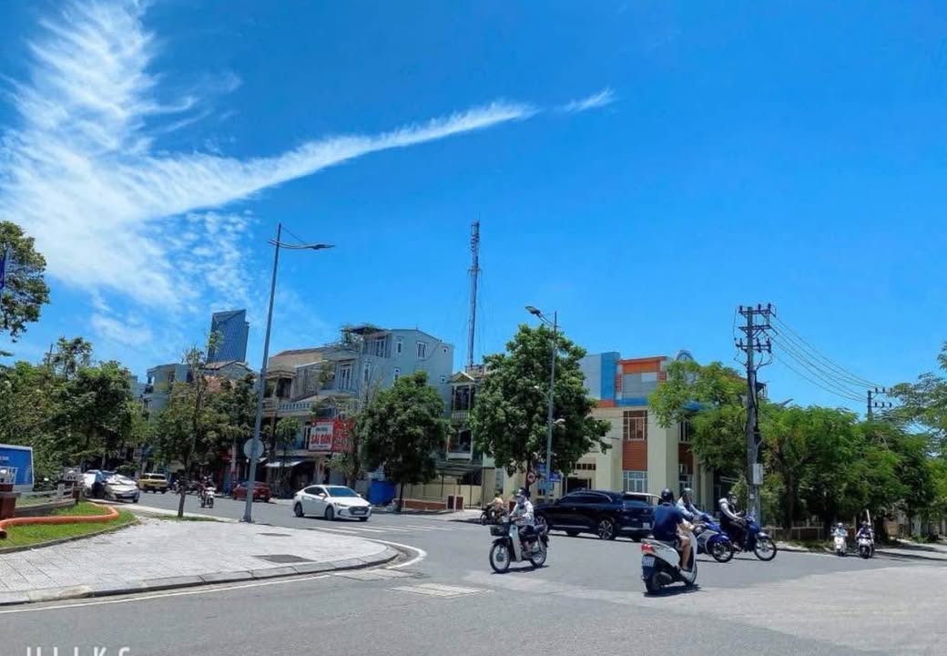 Nhà phố 280m² Lý Thường Kiệt, Huế - Mặt tiền kinh doanh đắc địa!