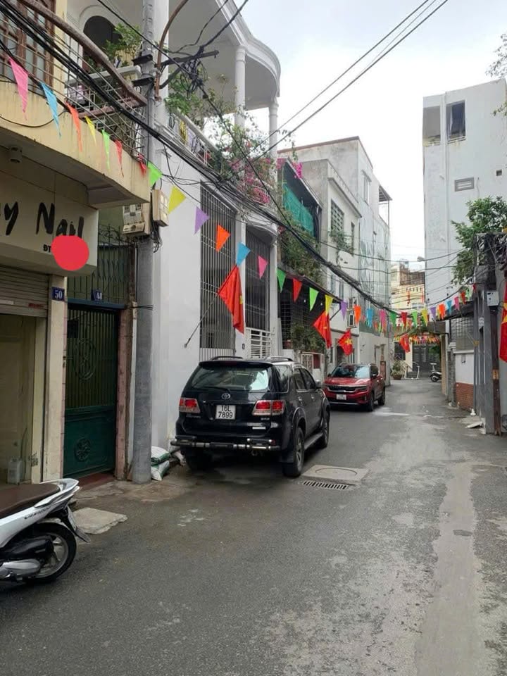 Cho thuê nhà phố Lê Lợi, Hải Phòng - 3PN, 2.5 tầng, giá 5 triệu/tháng