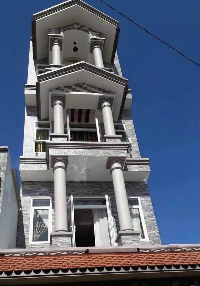 Nhà Phố Dĩ An 151m² - 2 Mặt Tiền Kinh Doanh Hiếm Có!