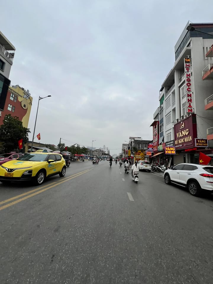 Nhà Phố Tô Hiệu, Lê Chân, 30 tỷ - Dòng Tiền Ổn Định 50 Triệu/Tháng!