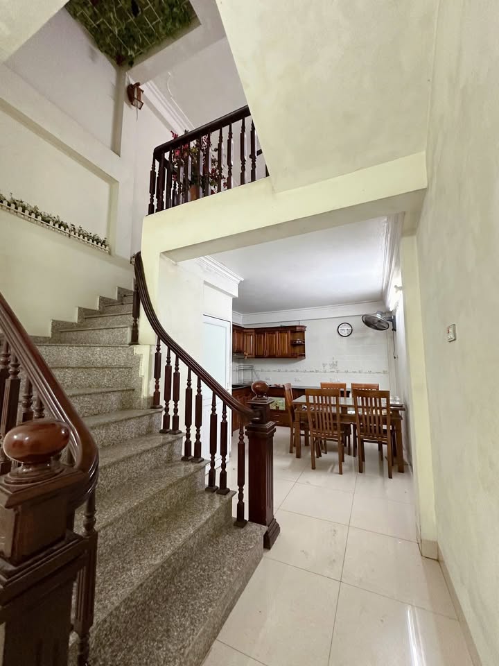 Nhà nguyên căn Hoài Đức 40m² - Full nội thất, sẵn sàng ở ngay!