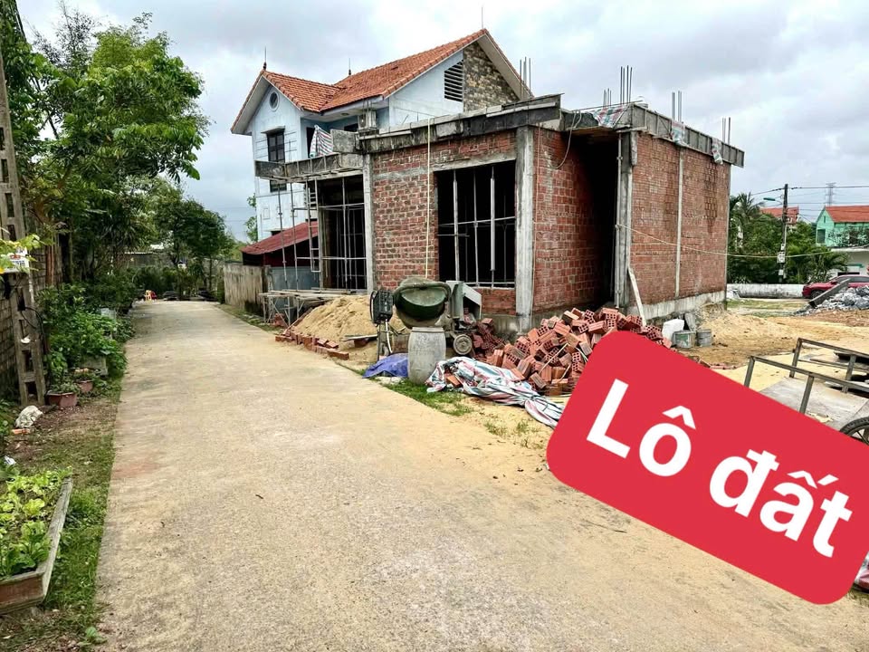 Đất nền Bắc Lý, Đồng Hới 102m² - Sổ đỏ chính chủ, đường ô tô thông