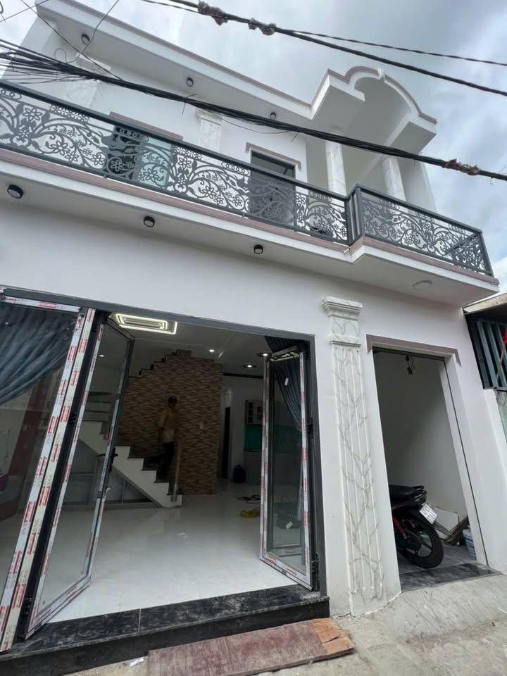 Bán nhà Long Bình Biên Hòa 100m² giá 2.2 tỷ - Sổ hồng sẵn