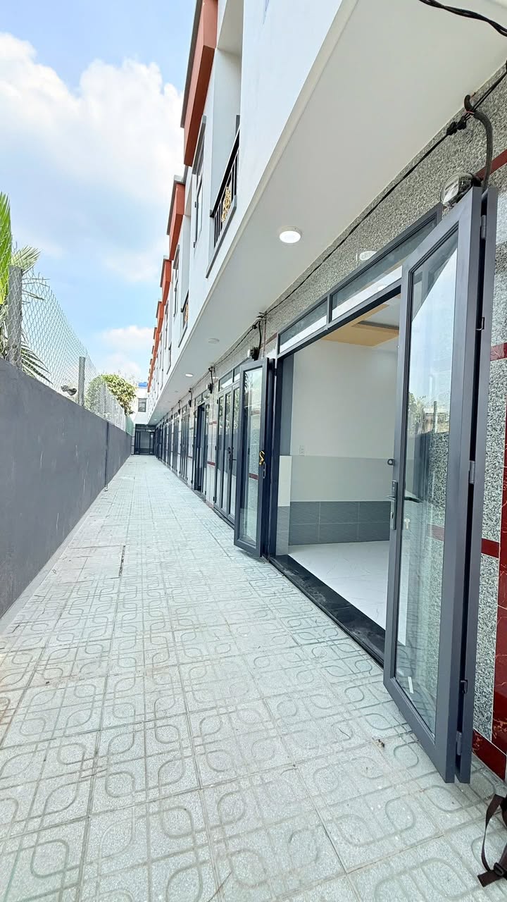 Nhà 395 Triệu Hóc Môn - 2PN Sẵn Sàng Ở Ngay Gần Ngã Ba Mỹ Hạnh