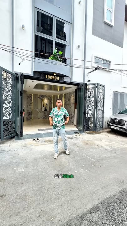 Nhà Hẻm 8m Nguyễn Văn Khối, Gò Vấp - 4PN, Thang Máy, Giá 11.3 Tỷ