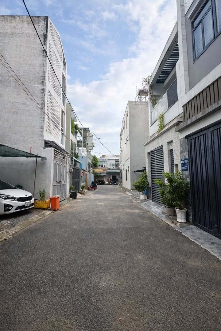 Nhà 3 Tầng Hẻm Xe Hơi 6m Trường Thọ - 52m², 3PN, 7 Tỷ