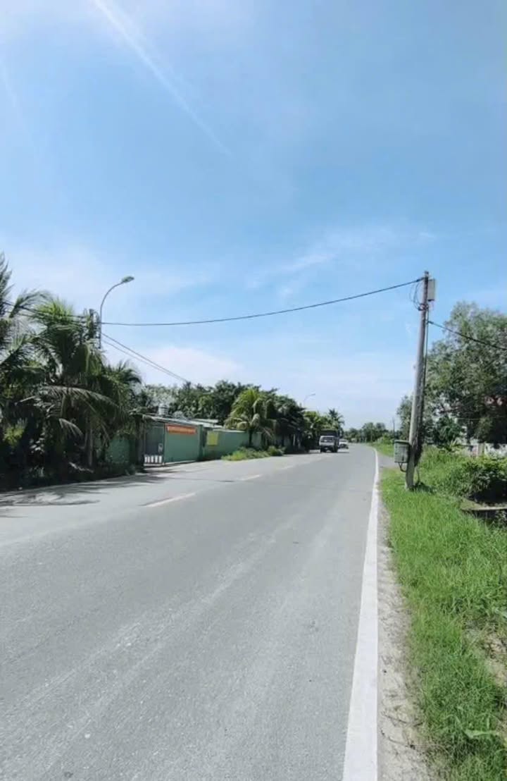 Nhà Phố Củ Chi 135m² Tỉnh Lộ 7 - Mặt Tiền Kinh Doanh, Sổ Đỏ Sẵn