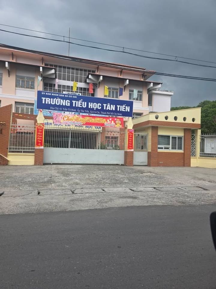 Đất nền Hóc Môn 135m² - Sổ đỏ chính chủ, Xây dựng tự do!