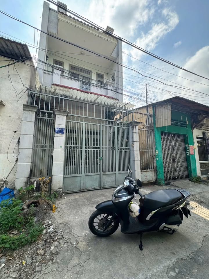 Bán Gấp Đất Tặng Nhà 152m² Phường Tân Thới Nhất, Q12 - Sổ Đỏ Chính Chủ