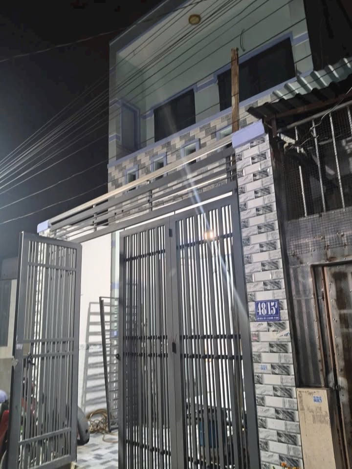 Nhà 2 Lầu Hóc Môn 56m² Giá 3.8 Tỷ - Chính Chủ, Sổ Hồng