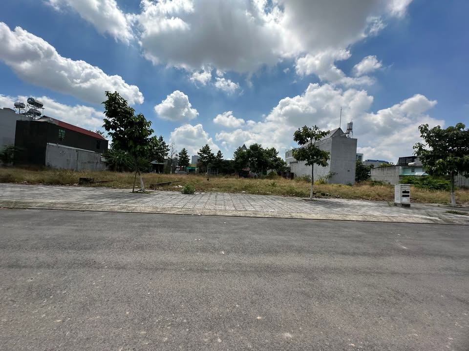 Đất nền Phước Thiền Nhơn Trạch 100m² giá 3 tỷ - Tiềm năng tăng giá vượt trội!