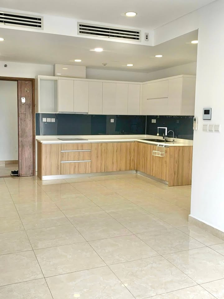 Cho thuê căn hộ Quận 7 từ 70m² giá 11 triệu - Căn góc view đẹp!