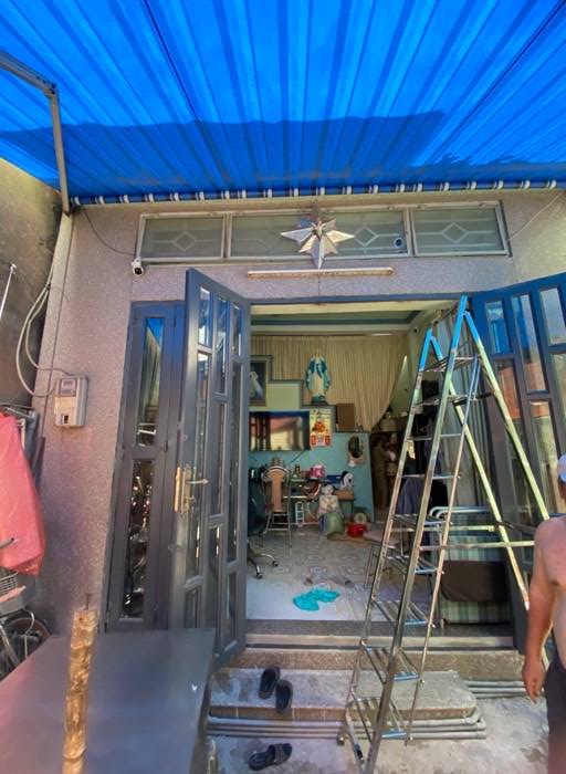 Nhà 2 Tầng Lạc Long Quân, Quận 11 - 100m² - 8 Tỷ (TL) - Hẻm Xe Hơi