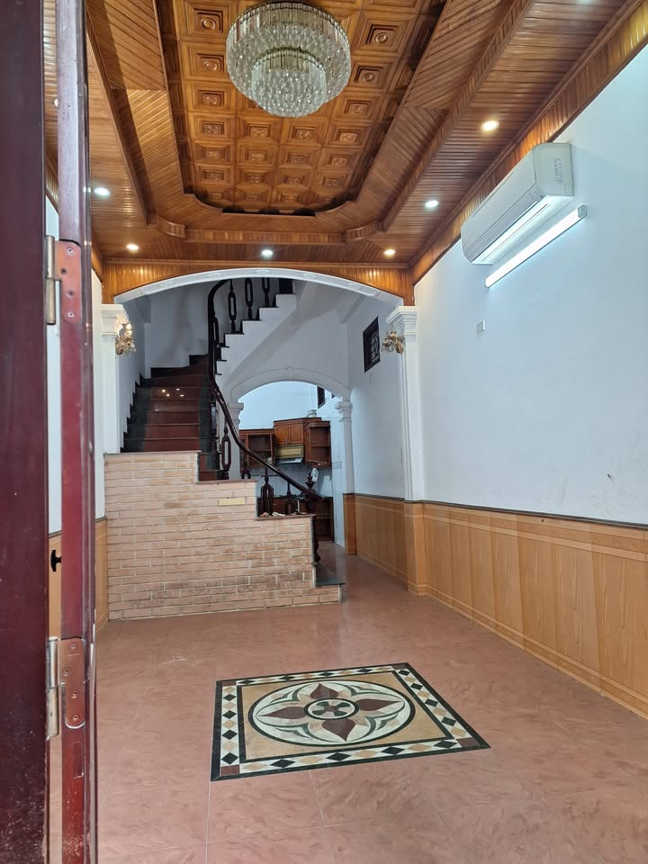 Nhà riêng Ngõ 12 Quang Trung, Hà Đông 12.5 triệu - Full nội thất, ở ngay!