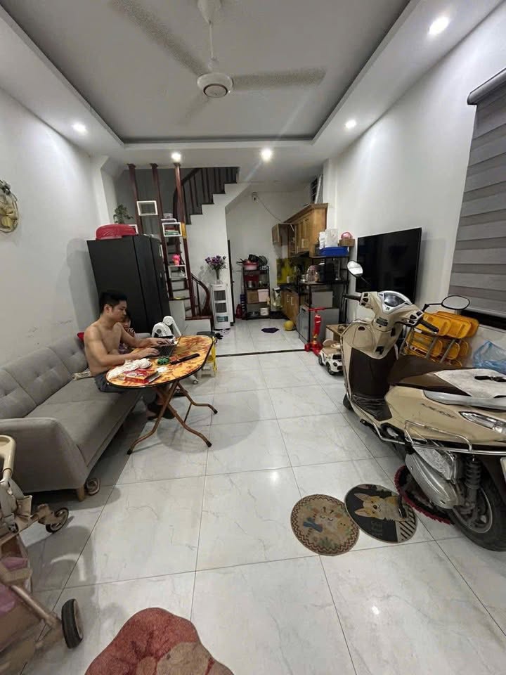 Cho Thuê Nhà Phố Đại Mỗ 35m² 5 Tầng - Oto Đỗ Cửa, Full Nội Thất Cao Cấp