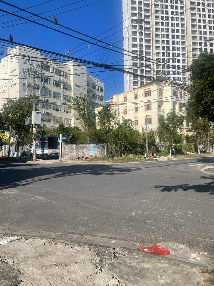 Nhà Phố Lô Góc Nguyễn Xuân Nhĩ, Hải Châu 115m² - Mặt tiền kinh doanh!