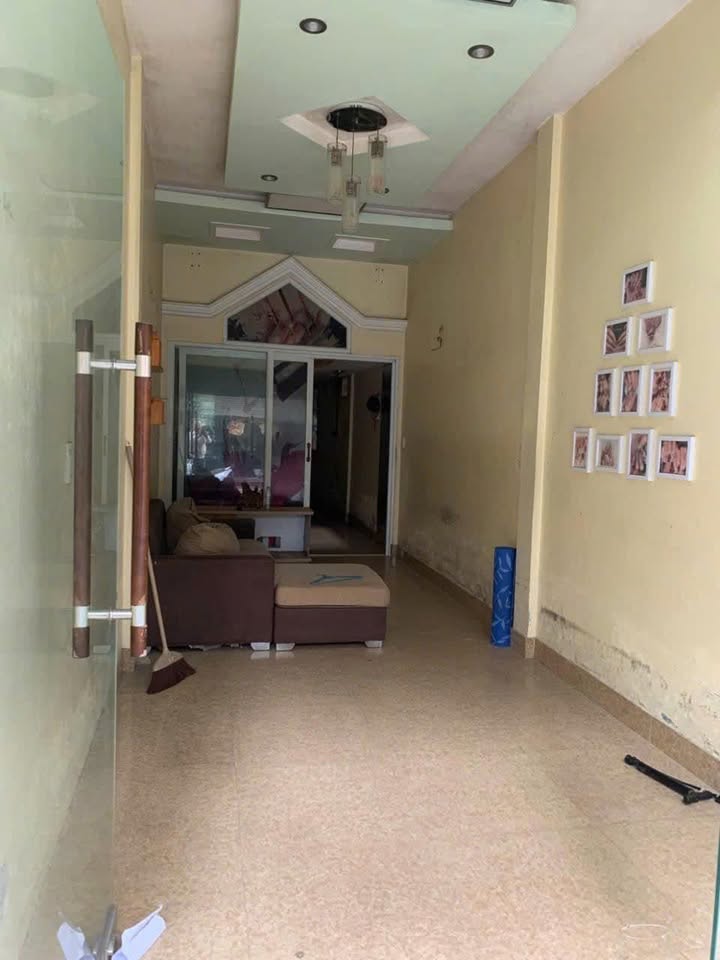 Nhà phố Lê Lợi, Ngô Quyền - 3PN, 2.5 Tầng, Giá 5 Triệu/Tháng - Xe Hơi Tránh Nhau