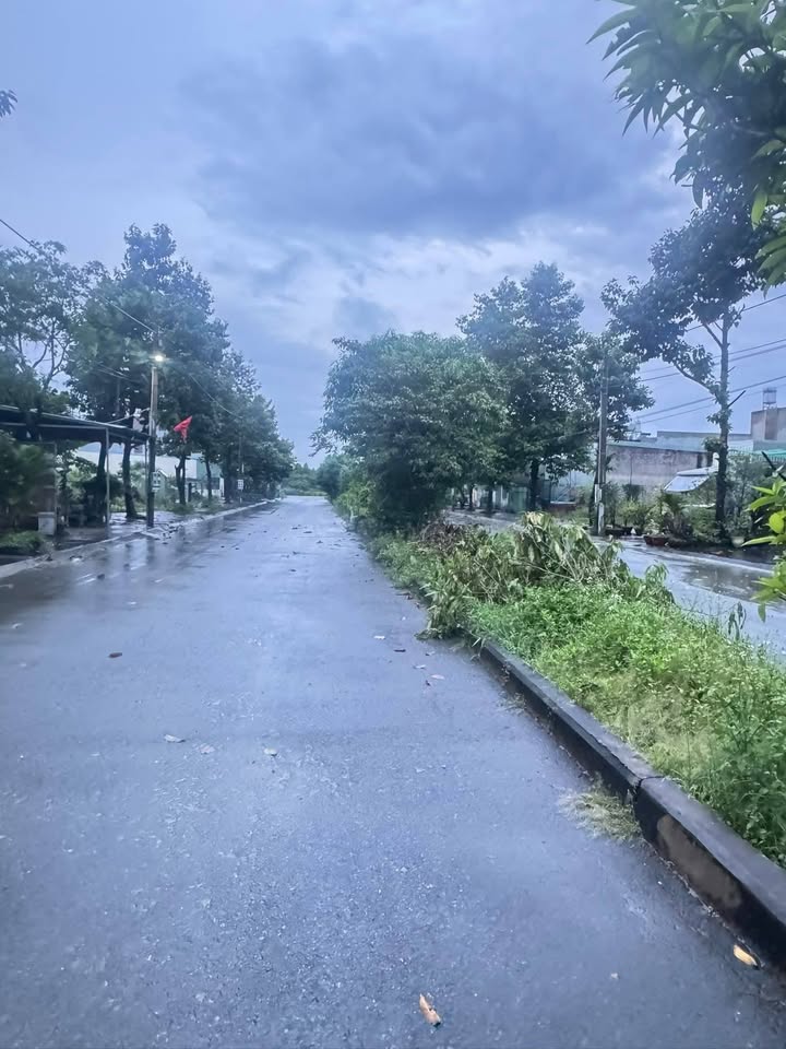 Đất nền KDC Miền Đông 100m² - Sổ đỏ chính chủ, công chứng ngay!