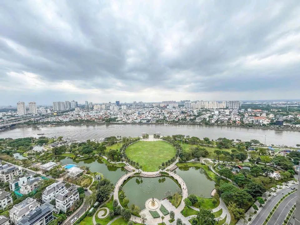 Căn hộ Vinhomes Central Park 4PN giá 85 triệu - Full nội thất cao cấp