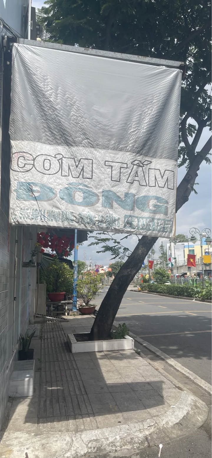 Nhà Mặt Tiền Nguyễn Quý Yêm Bình Tân 76m², 3 Lầu - Sẵn Sàng Vào Ở Ngay!